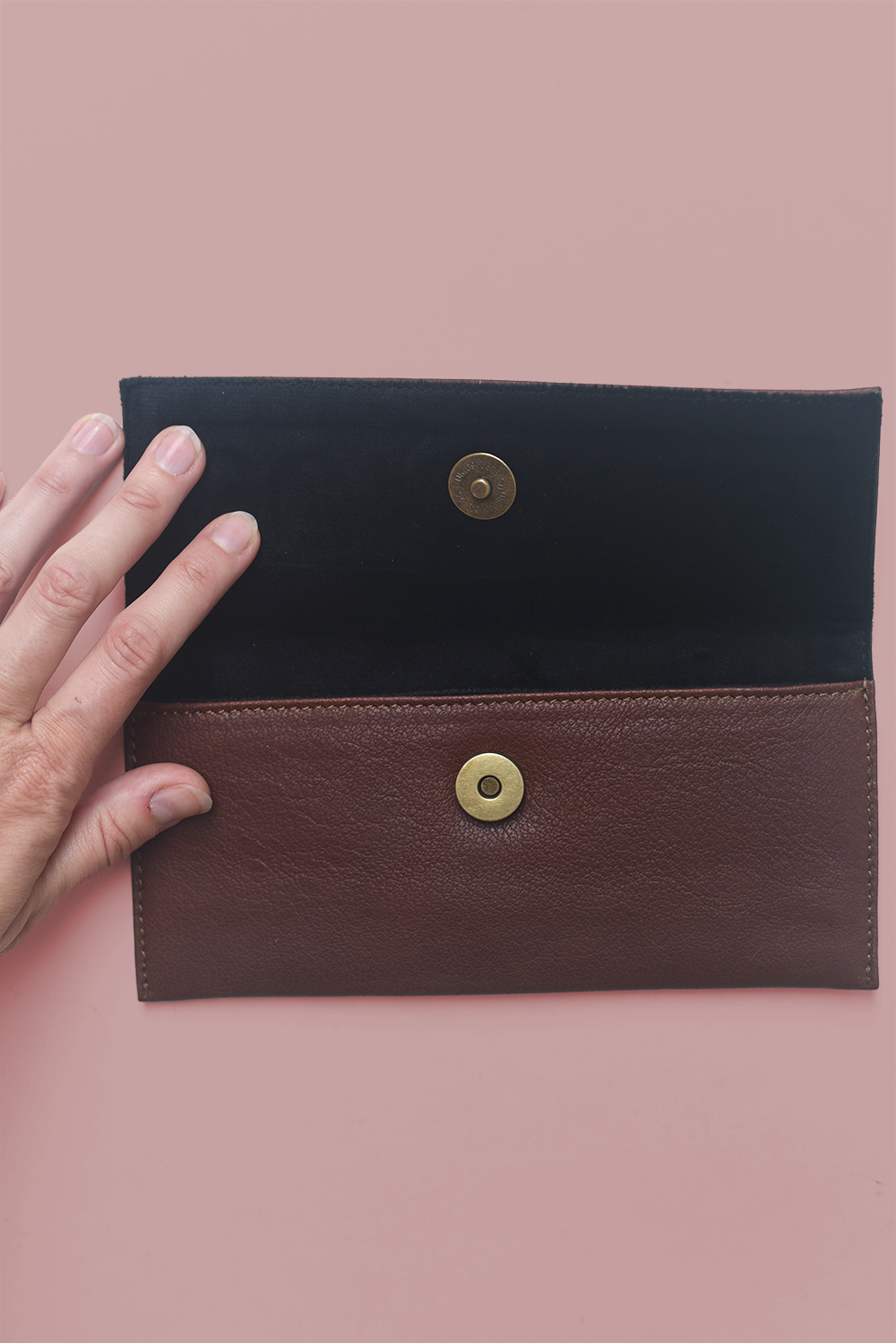 Sunglasses Case in Brown Leather from Indai