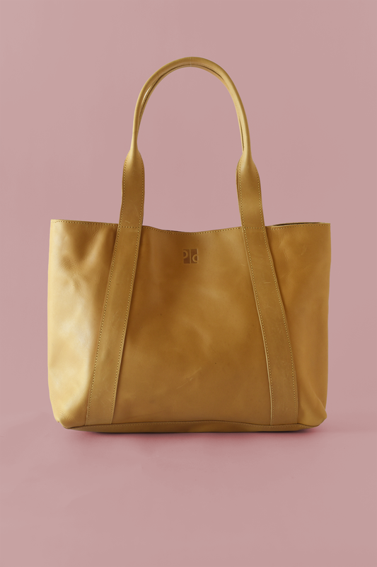 Medium Sized Caramel Tan Leather Shoulder Tote Bag