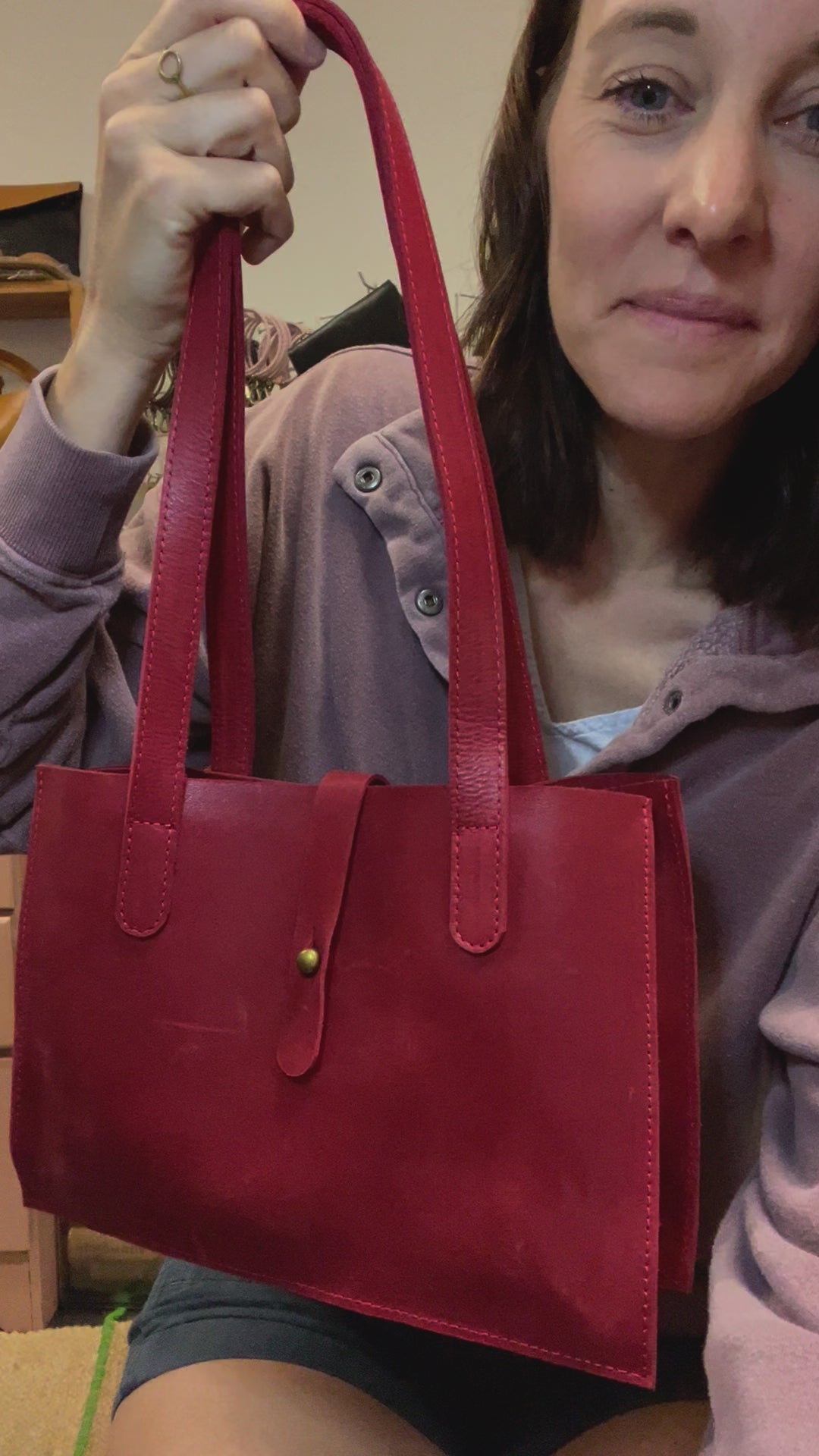 Handmade Red Leather Purse with detachable crossbody strap demonstration