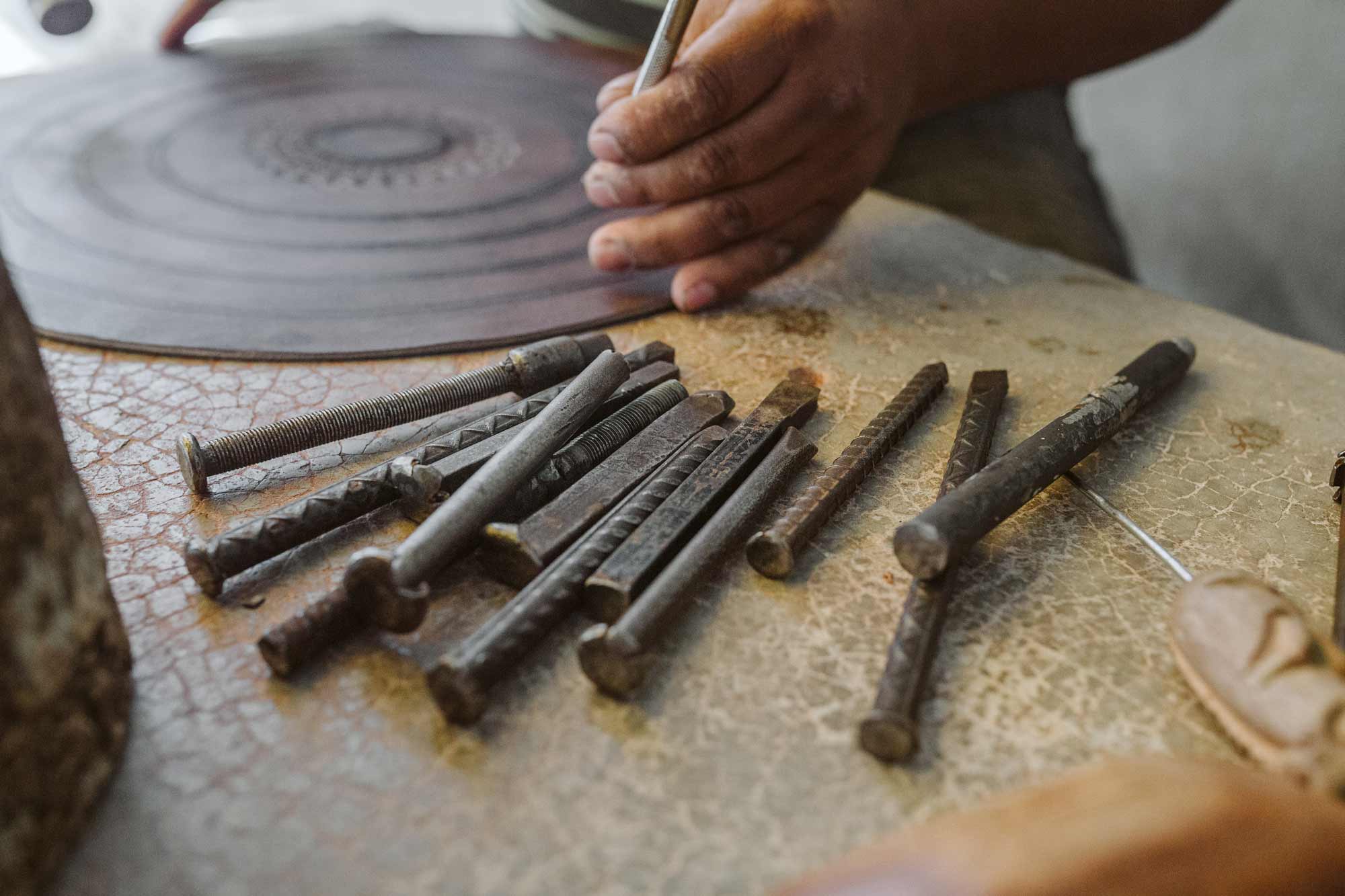 Load video: Beautifully handcrafted embossed handbags from Mexico