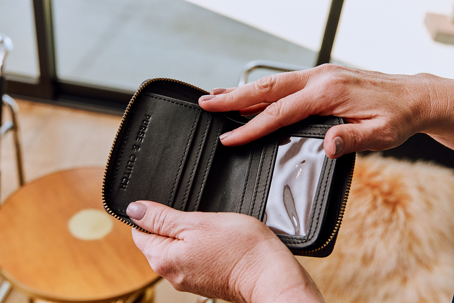 Compact Zipper Wallet