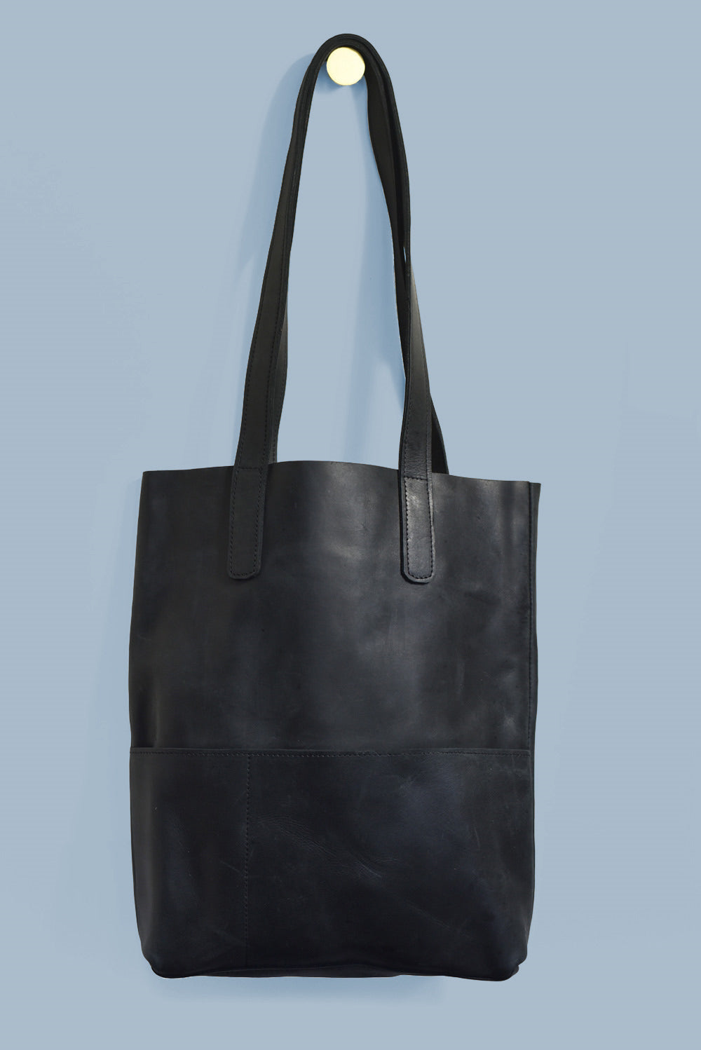 Black Leather Outside Pockets Handbag