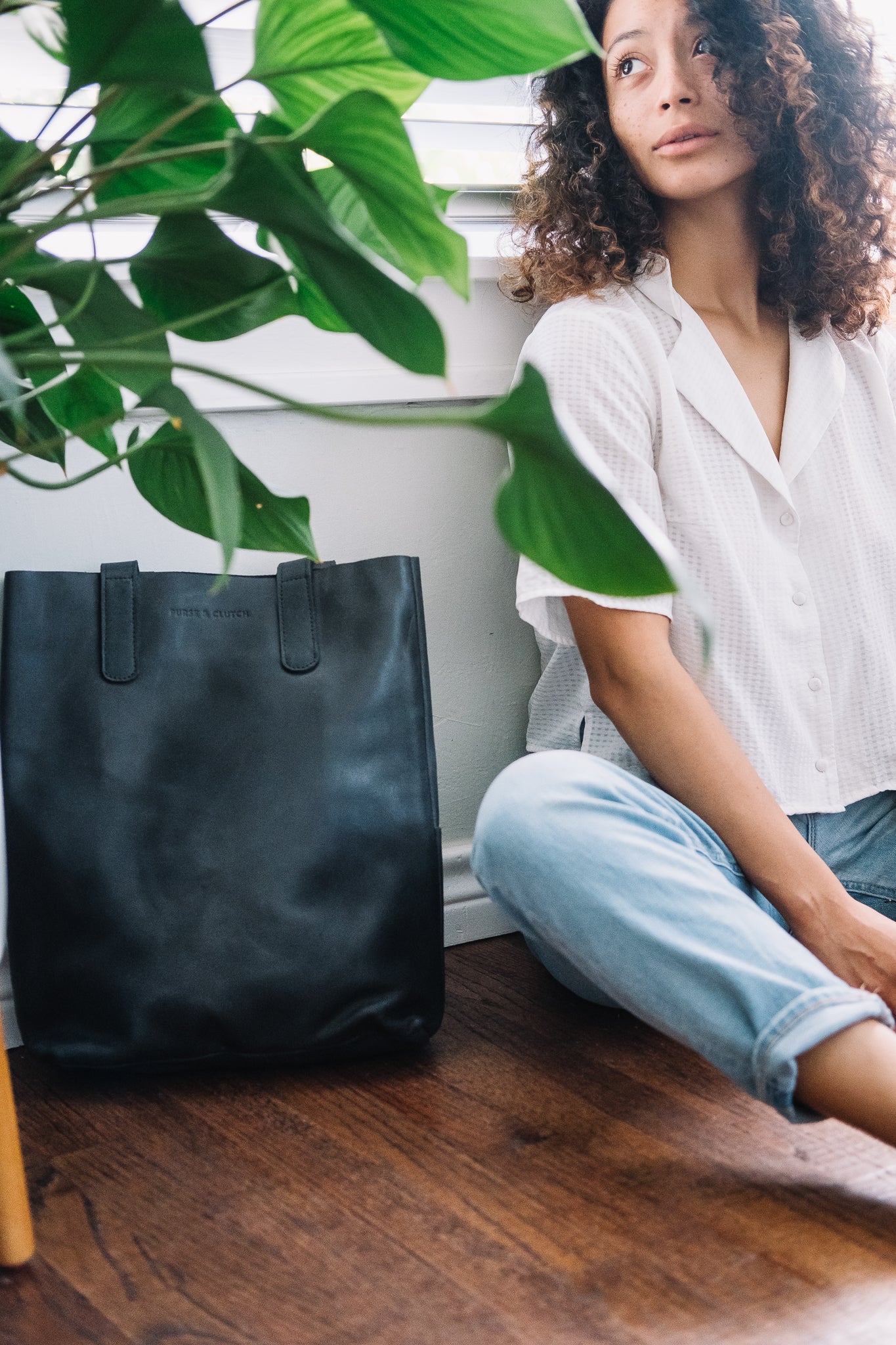 Black Leather Outside Pockets Purses